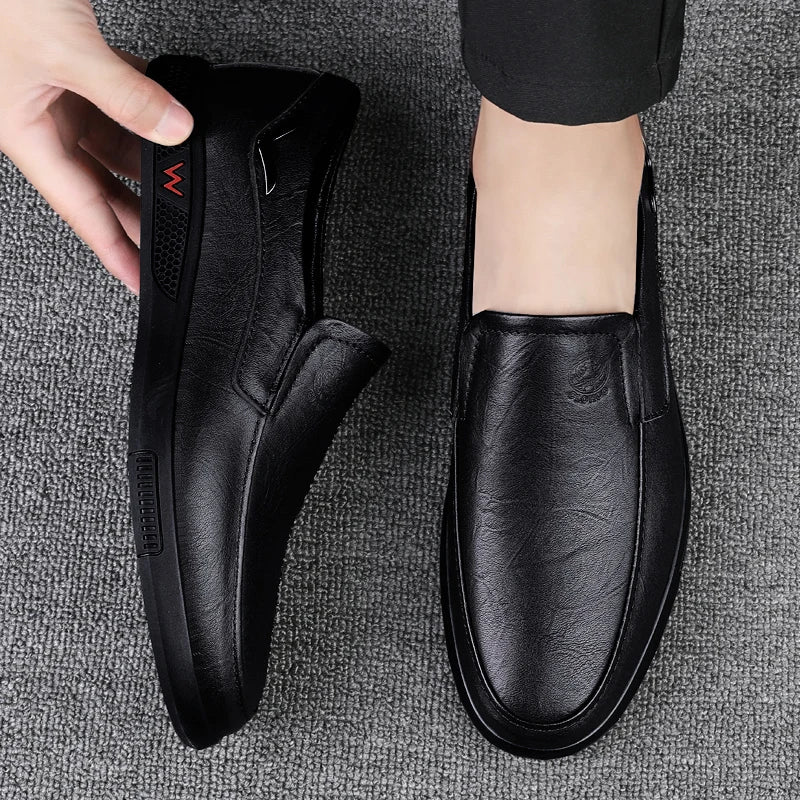 CLOHOO Men's Handcrafted Genuine Leather Loafers