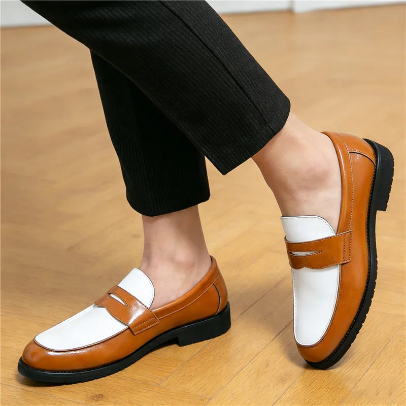 Fashion New Pointed Two-tone Mixed Patchwork Slip on For Men Wedding Homecoming Dress Shoes Flats Casual Loafer  Zapatos Hombre