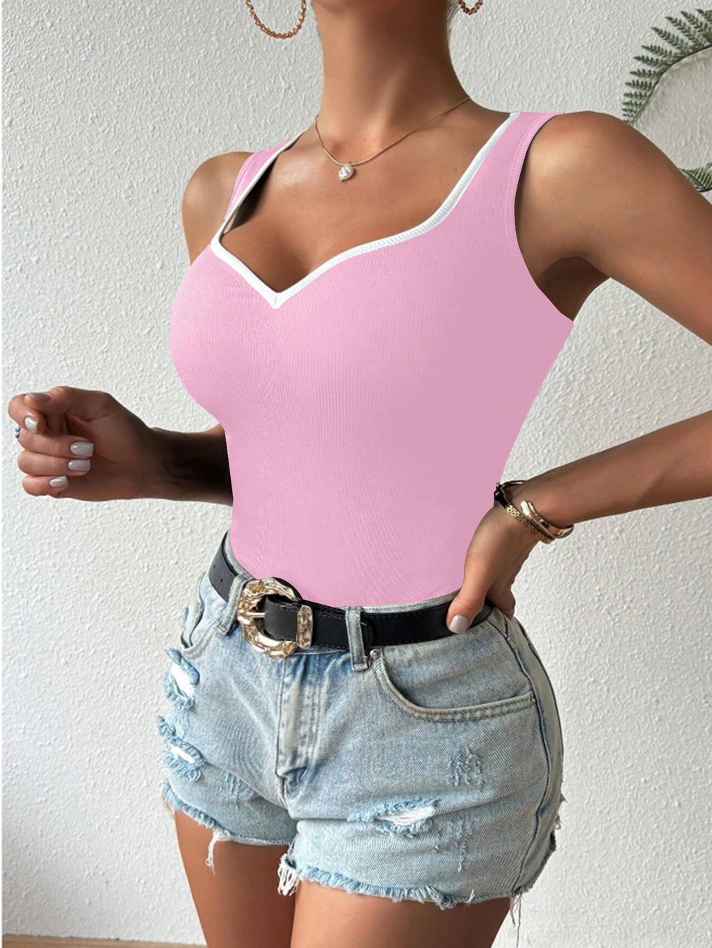 Sexy Sleeveless Ribbed Tank Top Trendy Women's Tight T-shirt V-neck Top 2024 Summer Spicy Girl Nightclub Bar New