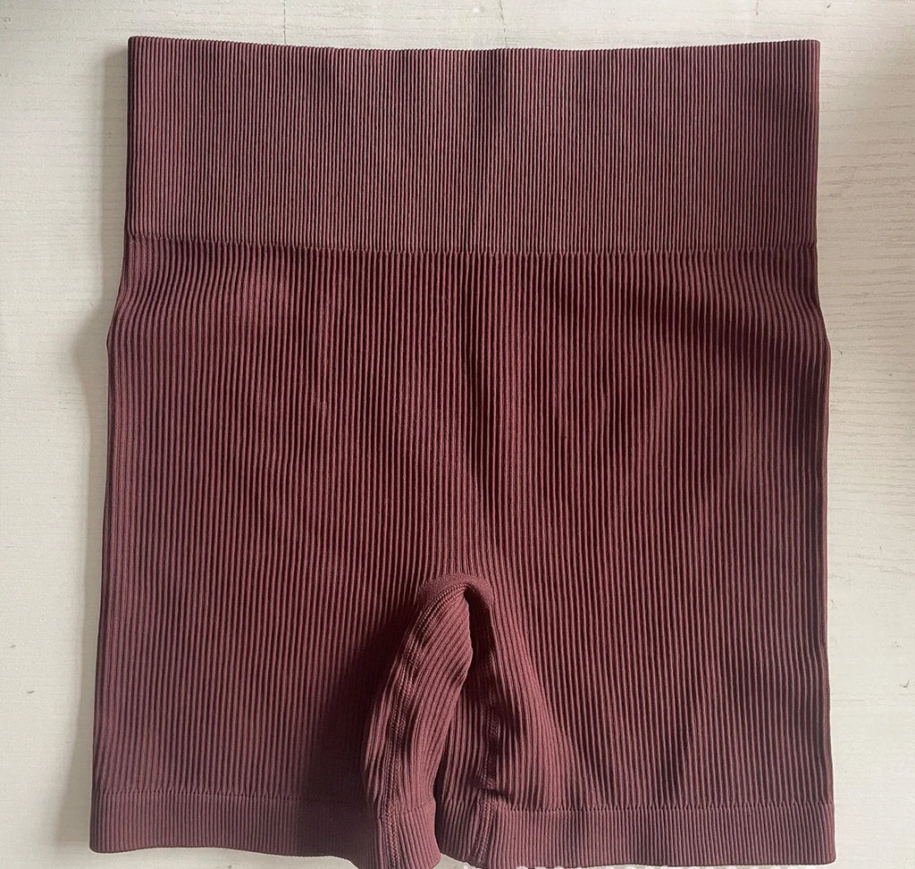 Women Seamless Knited Shorts High Waist Hip Lift Tights Gym Workout Running High Elastic Fashion Slim Yoga Fitness Leggings