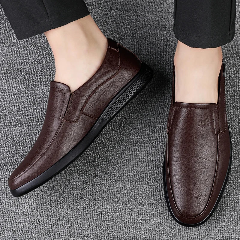 CLOHOO Men's Handcrafted Genuine Leather Loafers