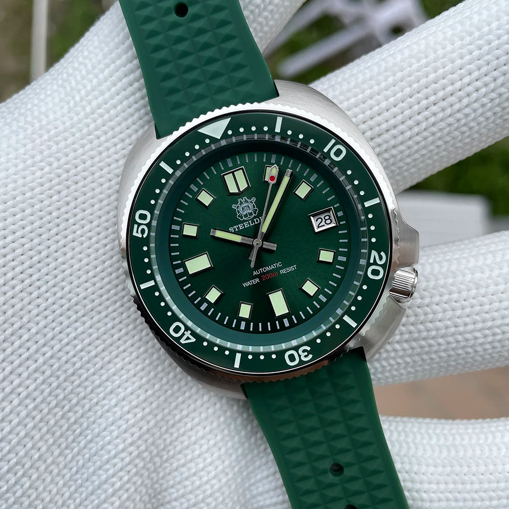 STEELDIVE SD1970 44mm Automatic Dive Watch – Sapphire Crystal & NH35