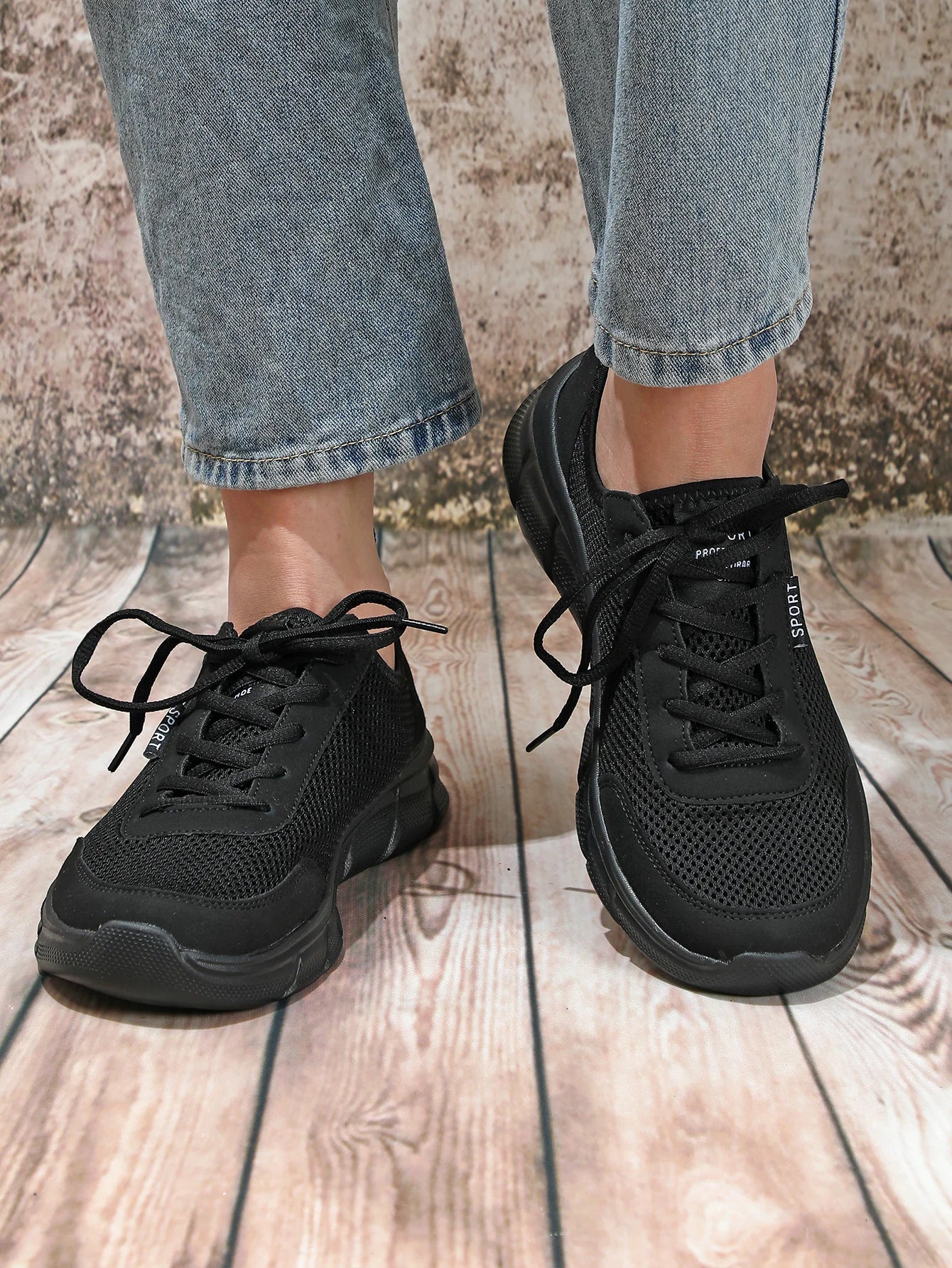 Men's Breathable Mesh Sneakers – Lightweight Casual Sport Shoes