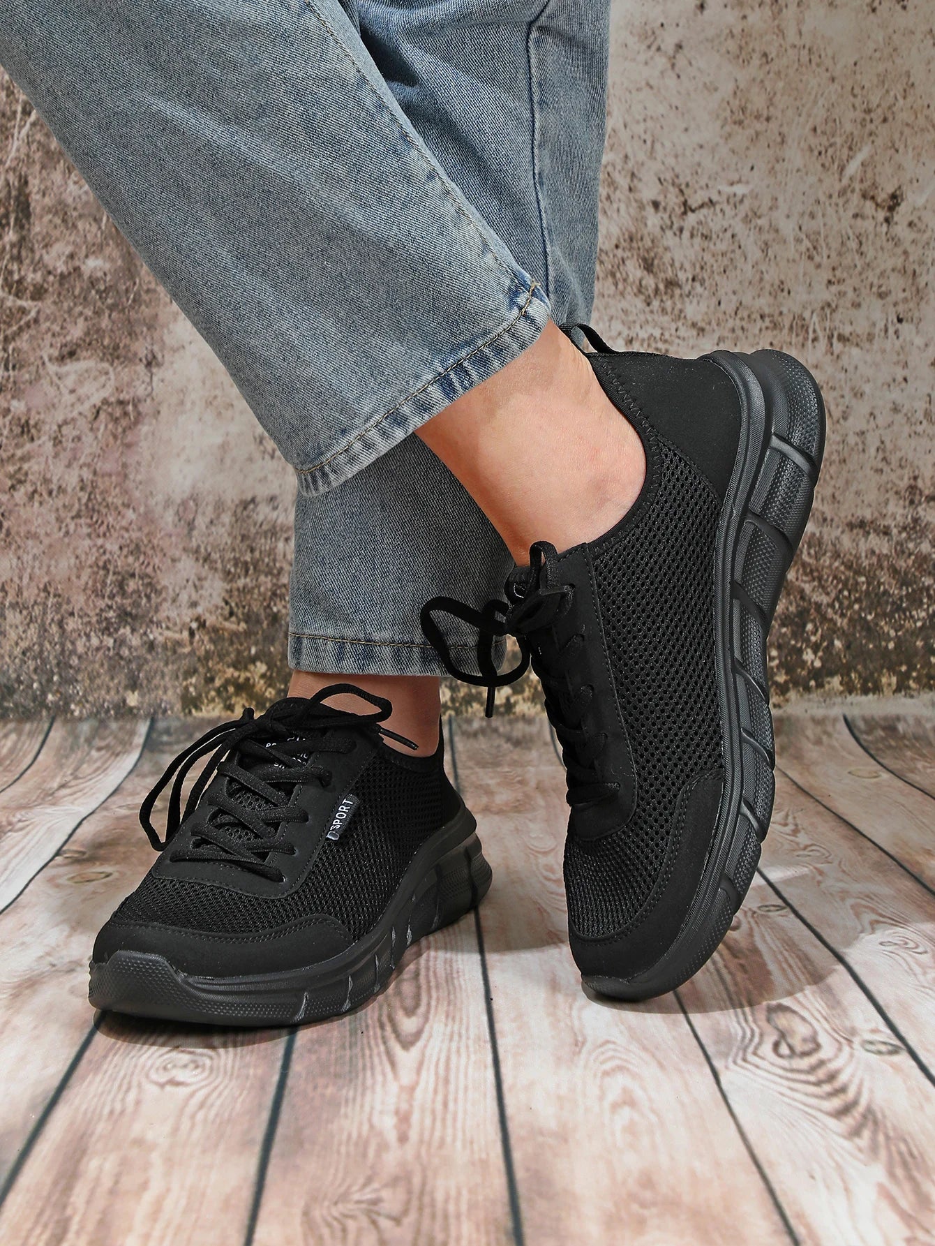 Men's Breathable Mesh Sneakers – Lightweight Casual Sport Shoes